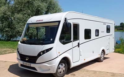 Ducato DETHLEFFS TREND I 7057 DBM – 180 CH – 2023 – 15 000 KM – 4 COUCHAGES – ULTRA ÉQUIPÉ – GARANTIE 12 MOIS